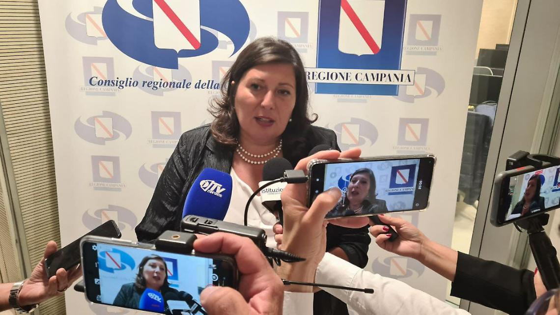 Autonomia e sanità, Ciarambino: «Da Svimez l’immagine reale di un’Italia spaccata a metà»