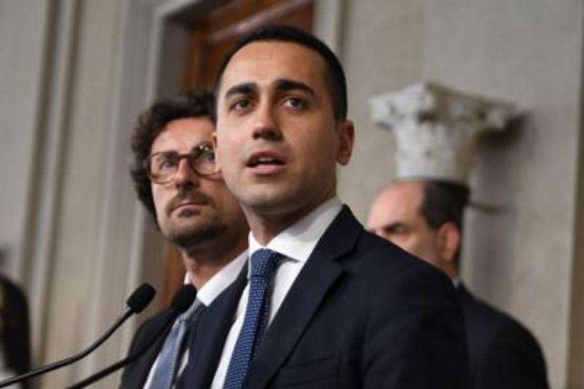 Di Maio: «Governo politico o voto»
