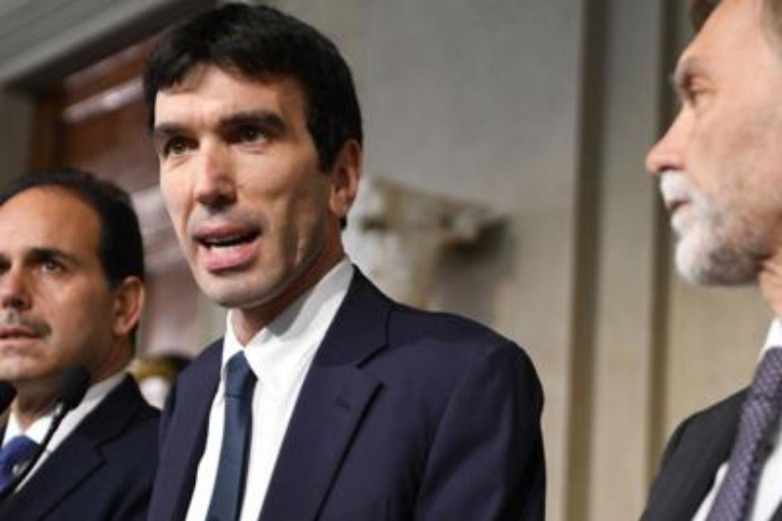 Martina: «Basta gioco dell'oca»