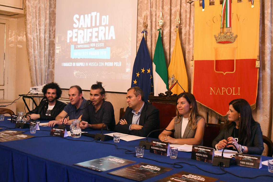 Santi di periferia, Pelù saluta il sindaco: «Primo ragazzaccio della città»