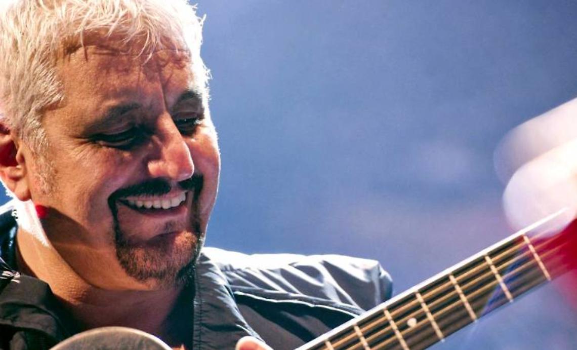 Pino è, in 45mila a Napoli per il concerto-tributo