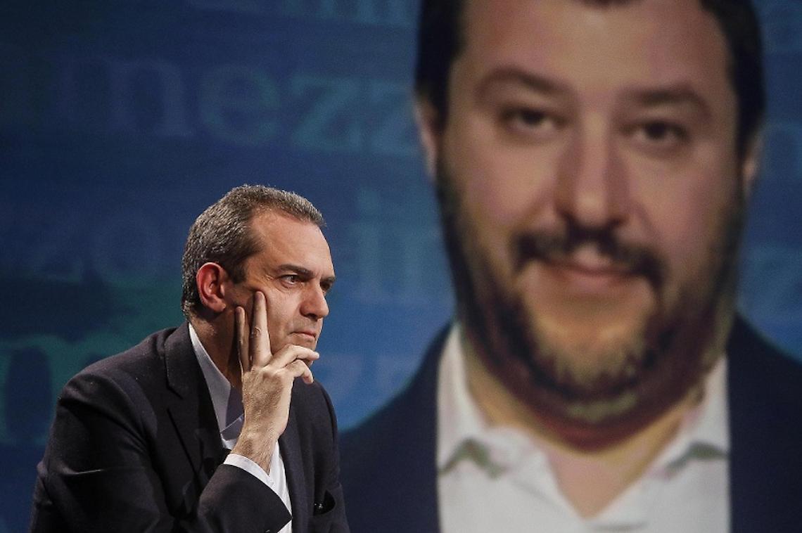 Salvini contro de Magistris: «Supercazzole pur di attaccarmi»