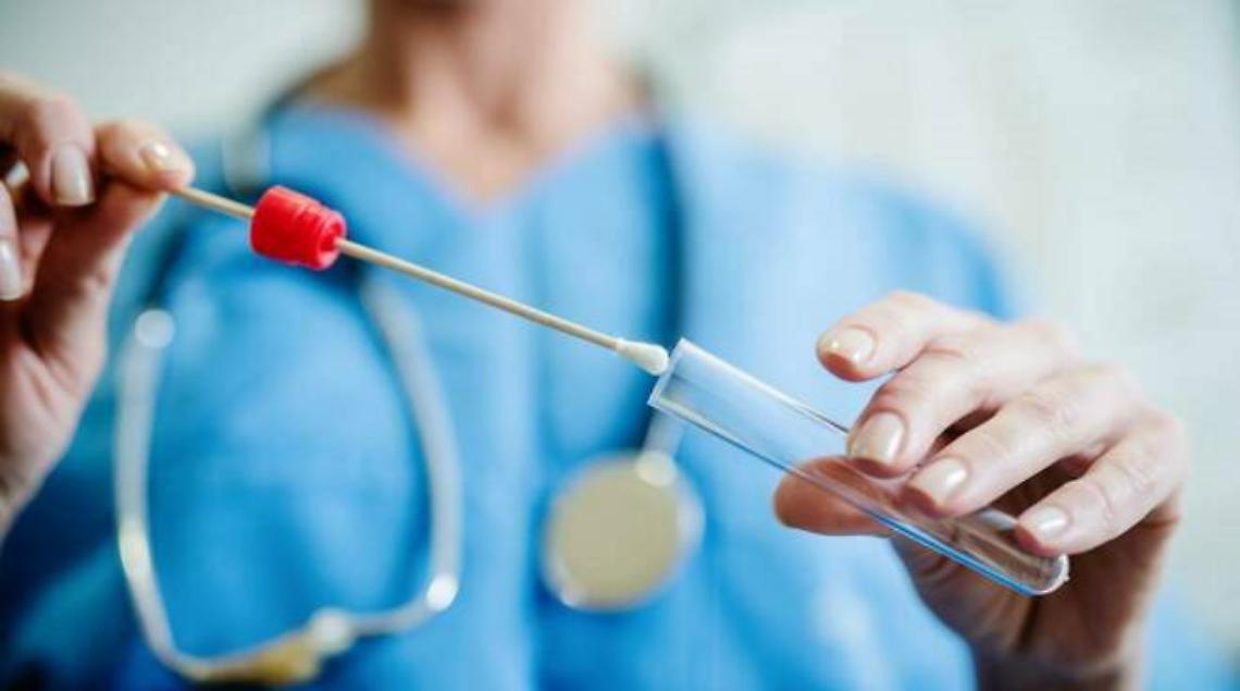 Pandemia, in Italia 53 decessi e 197 nuovi casi
