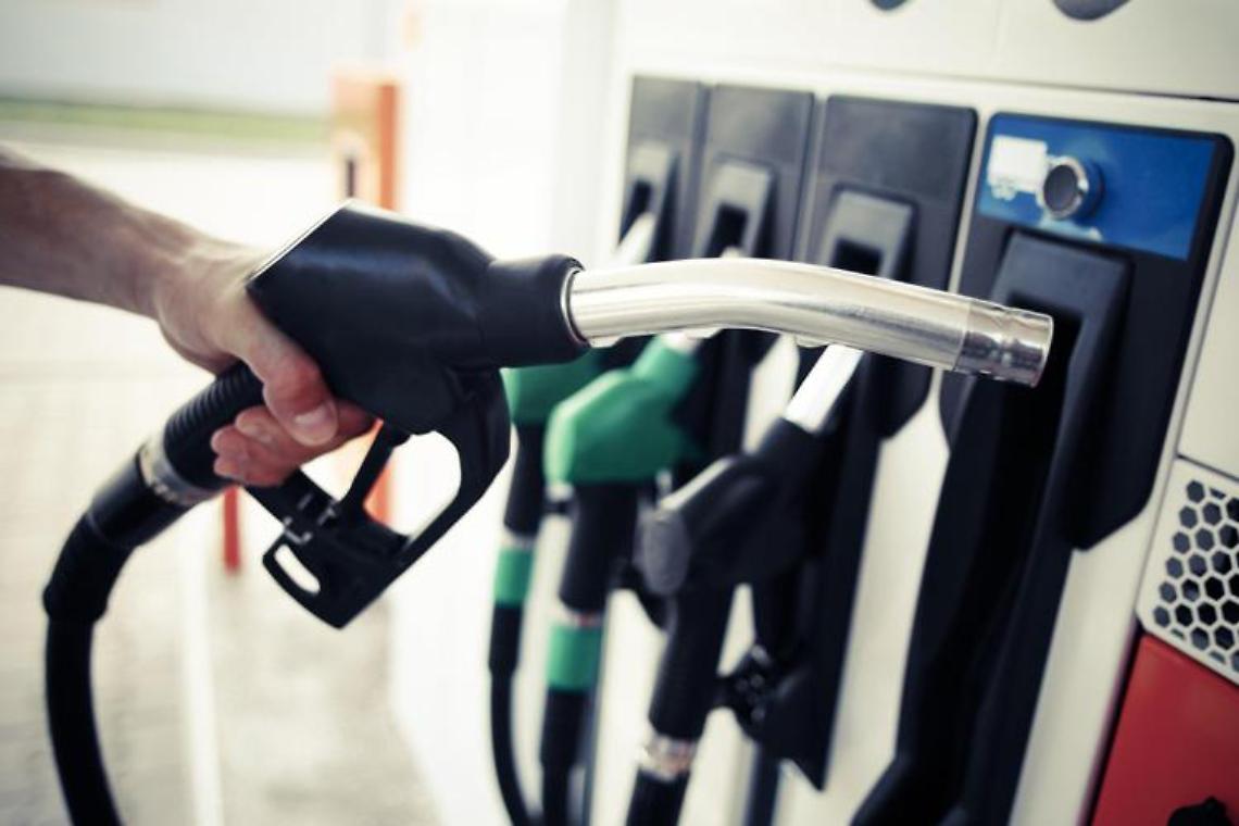 Benzina e diesel oggi in Italia, corsa prezzi carburanti non si ferma