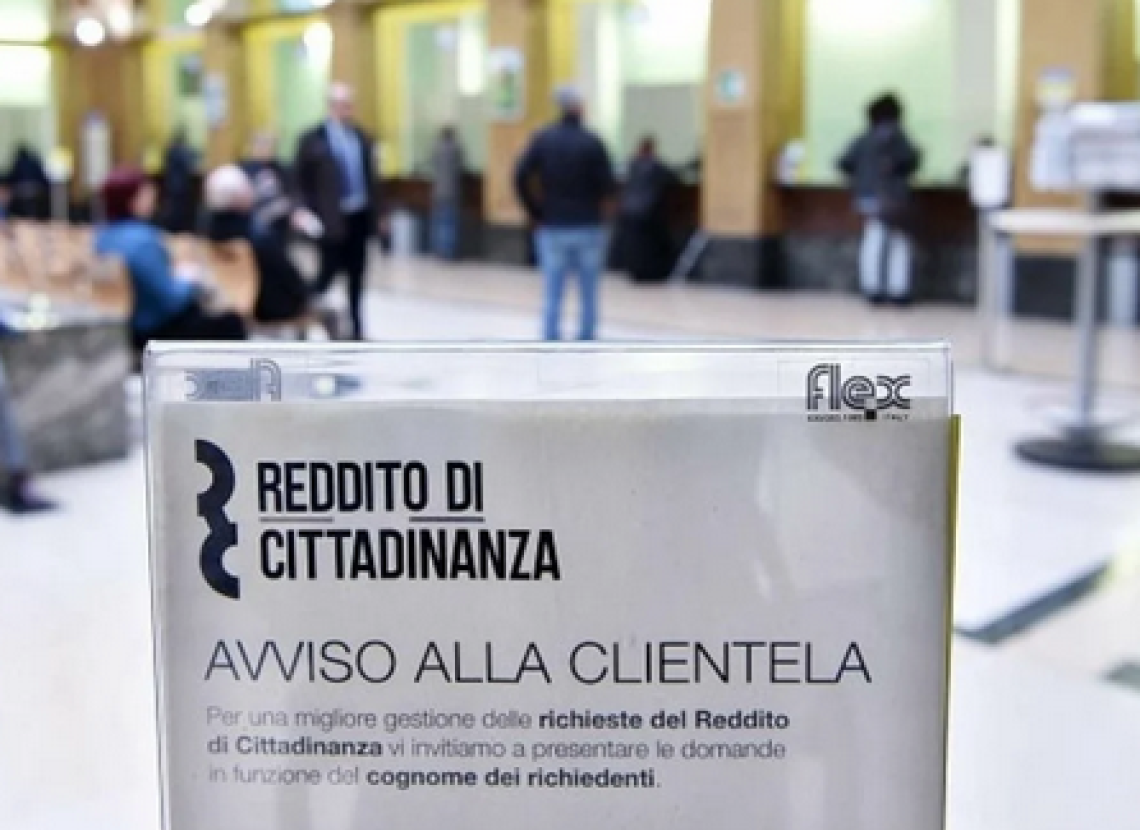 Reddito addio, c’è l’assegno