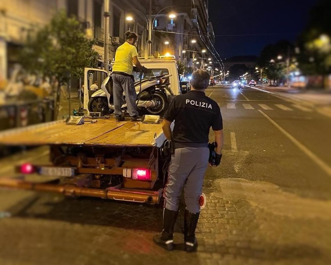 Napoli, controlli in piazza Cavour e nel rione Sanità