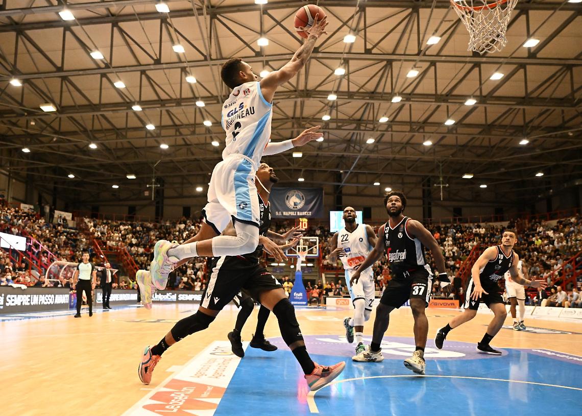Basket Serie A: Gevi Napoli verso Brindisi col dubbio Howard