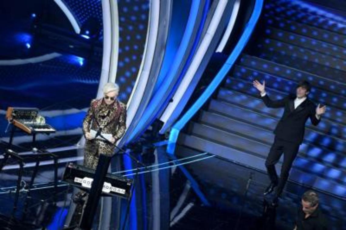 Sanremo, team Bugo: «Non capiamo la squalifica»
