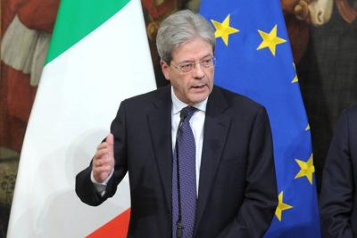 Emergenza immigrati, Gentiloni: non basterebbe Mago Merlino