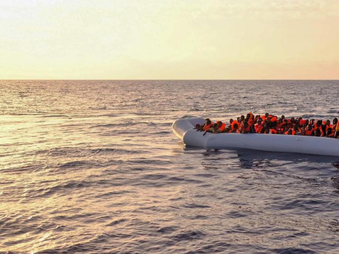 Migranti, Alarm Phone: naufragio con 50 morti a largo Libia