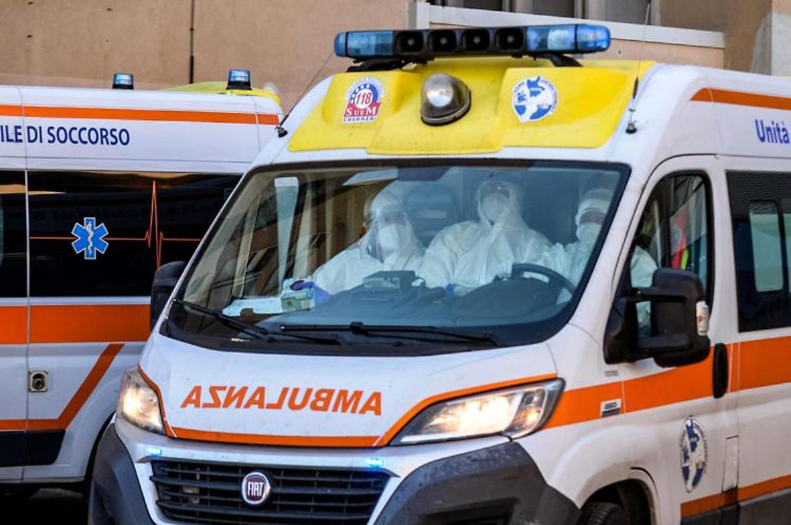 Tragico schianto auto-moto: muore 34enne a Fuorigrotta