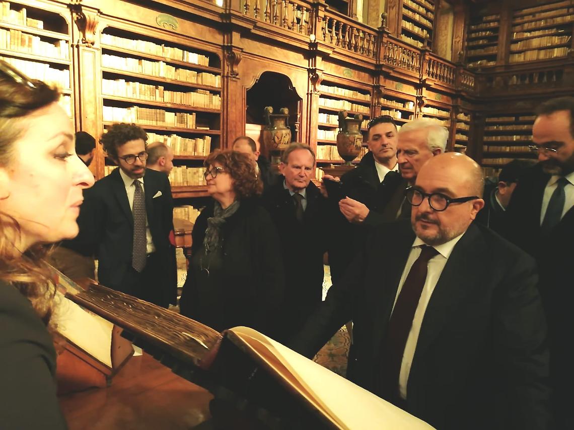 Sangiuliano ai Girolamini: simbolo del patrimonio culturale della città