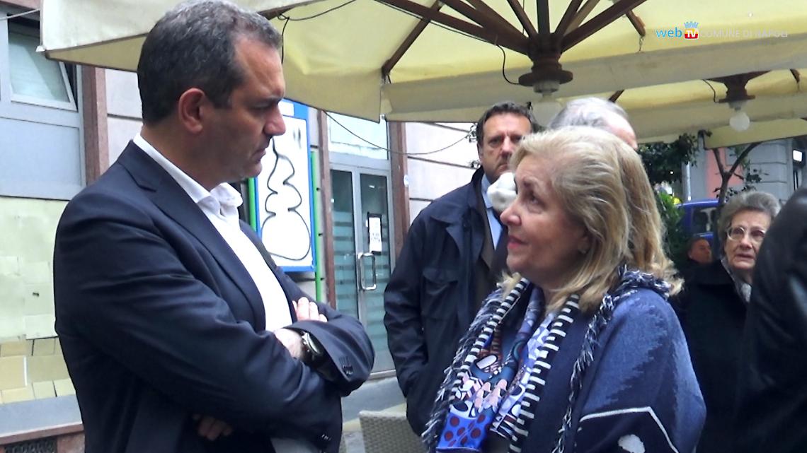 A Chiaia il saluto napoletano a Luigi De Filippo FOTO