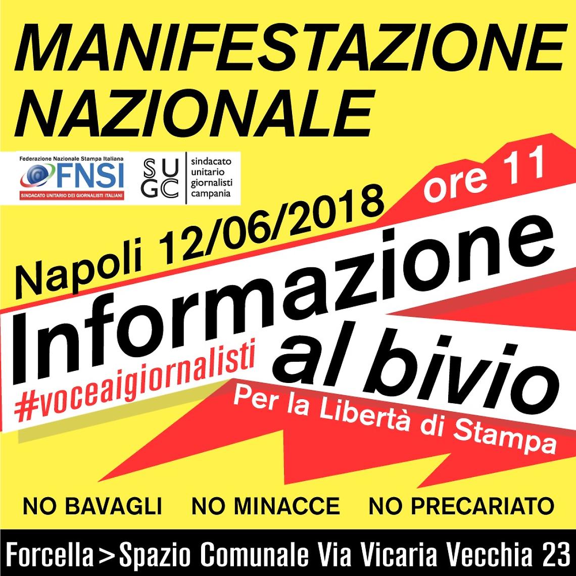 Giornalisti in Piazza Forcella