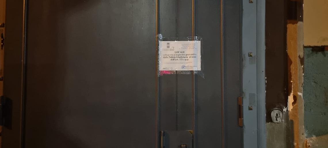 Disco bar abusivo sequestrato a Napoli