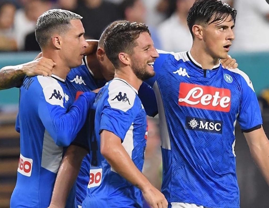 Primo round al Barcellona ma il Napoli perde con onore