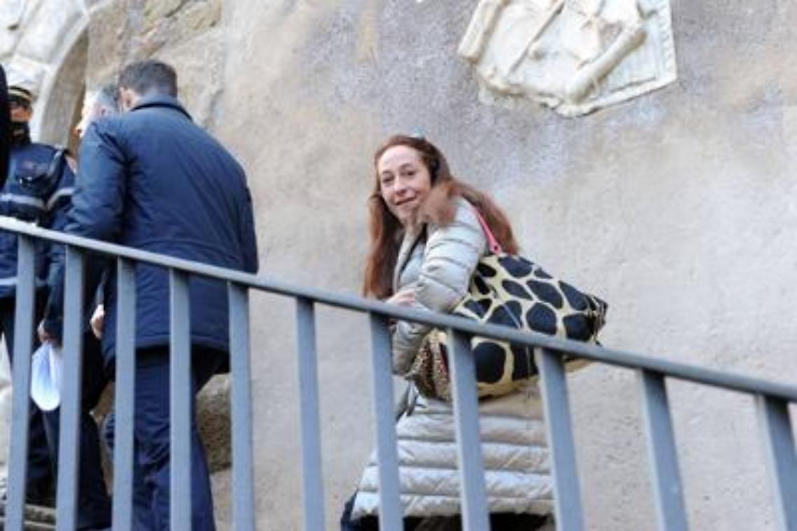 M5S, Taverna attacca: «Non ho dato io sms e mail ai giornali»