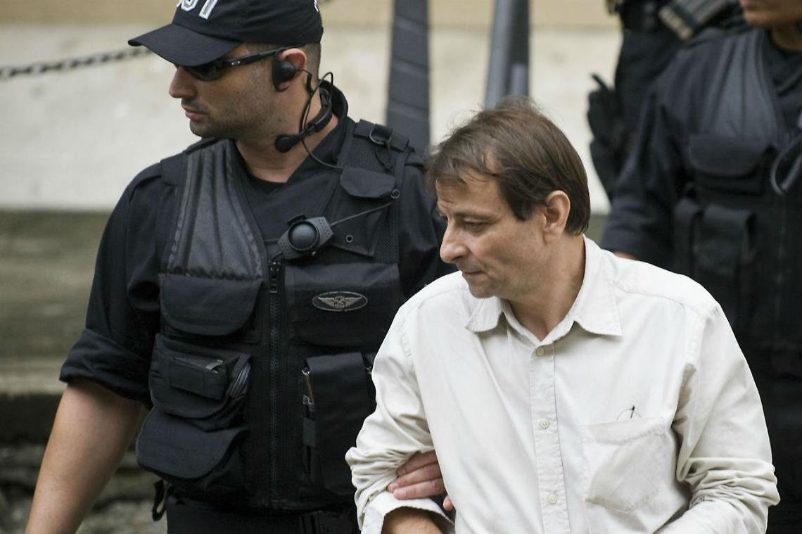 Battisti annuncia «sciopero della fame totale»