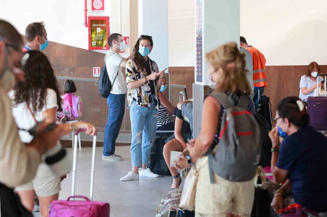 Coronavirus in Campania, 249 nuovi casi: conclusa fase filtro sui rientri
