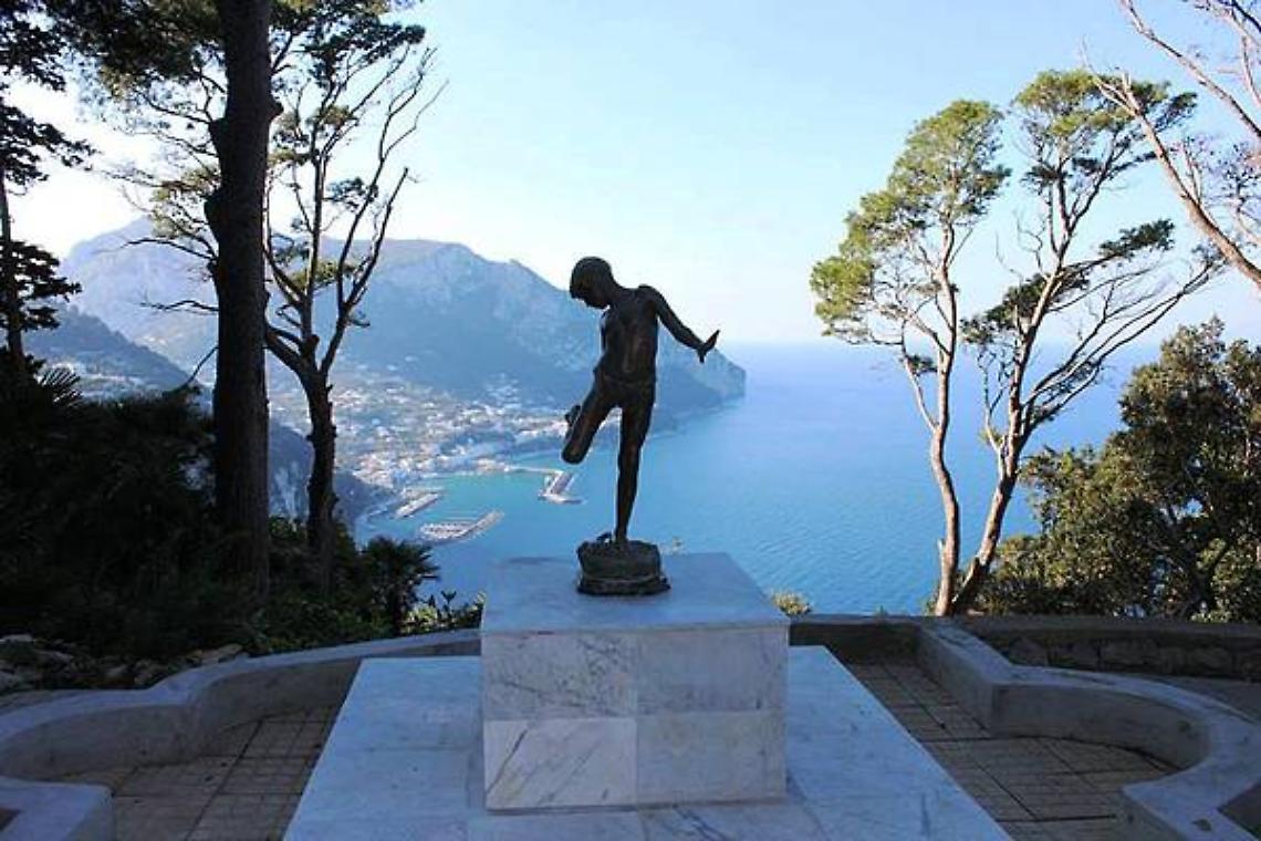 Unioni civili, viaggio di nozze con tappa a Villa Lysis