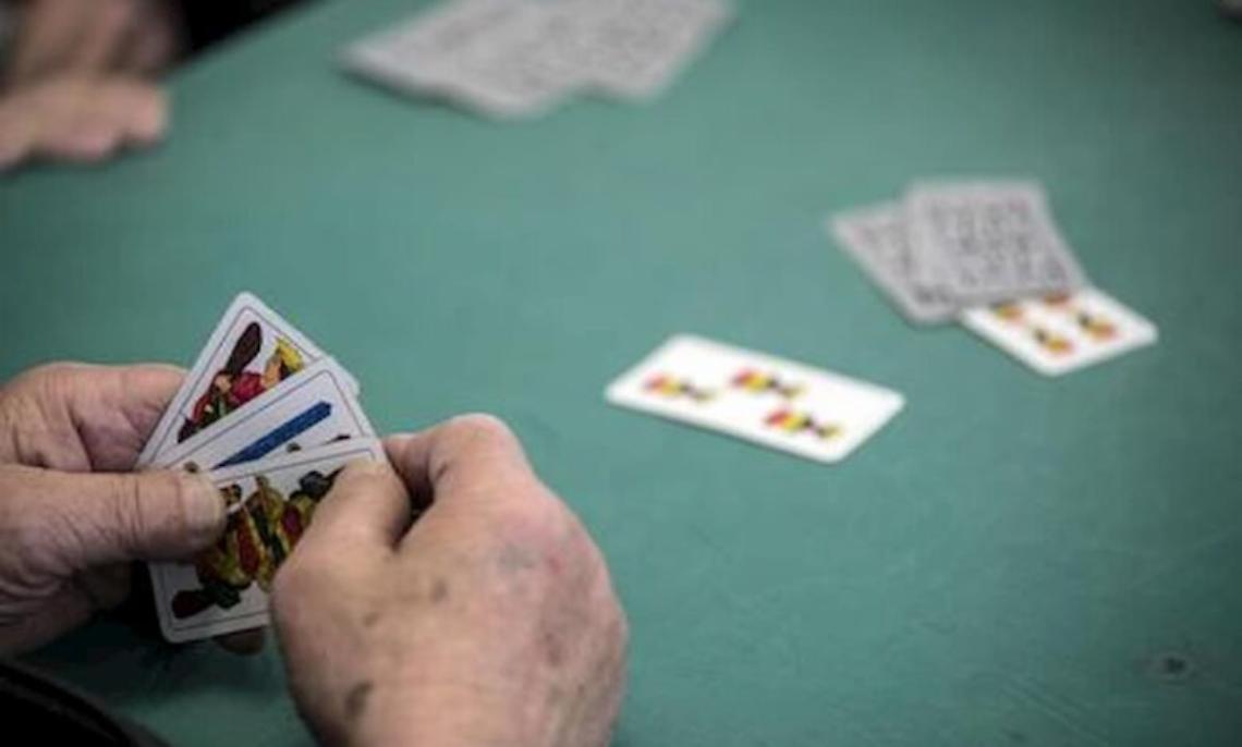 Covid, in 5 in sala giochi: multati e attività chiusa