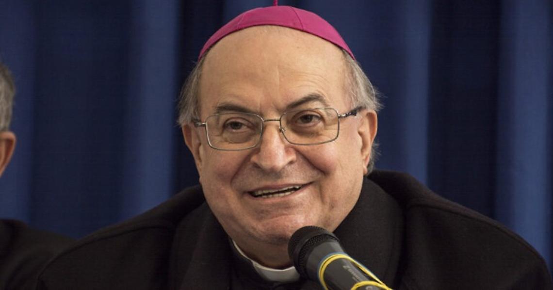 Pozzuoli. Messa in latino sospesa, protesta in Curia