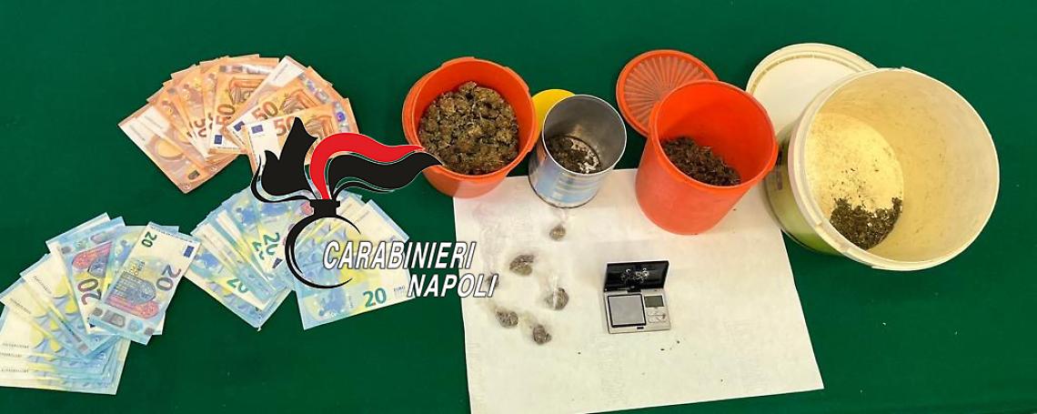 Tenta fuga scalzo e in mutande, arrestato pusher 44enne