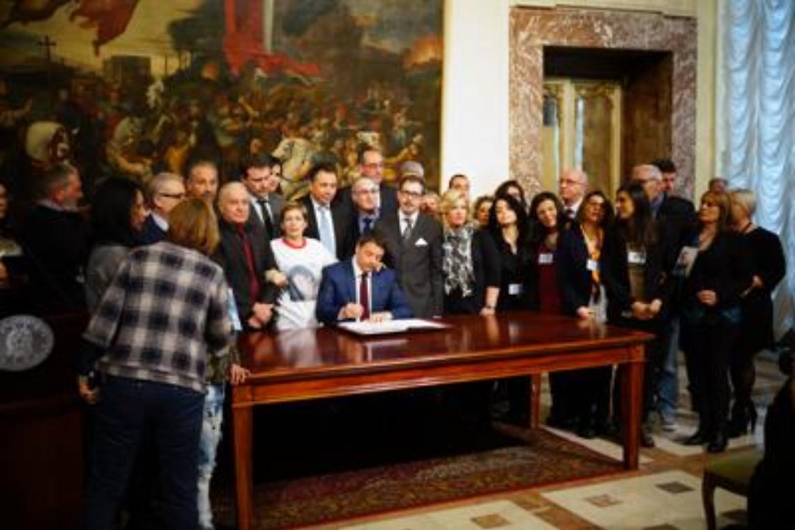 Omicidio stradale, Renzi ha firmato la legge: giustizia, non vendetta