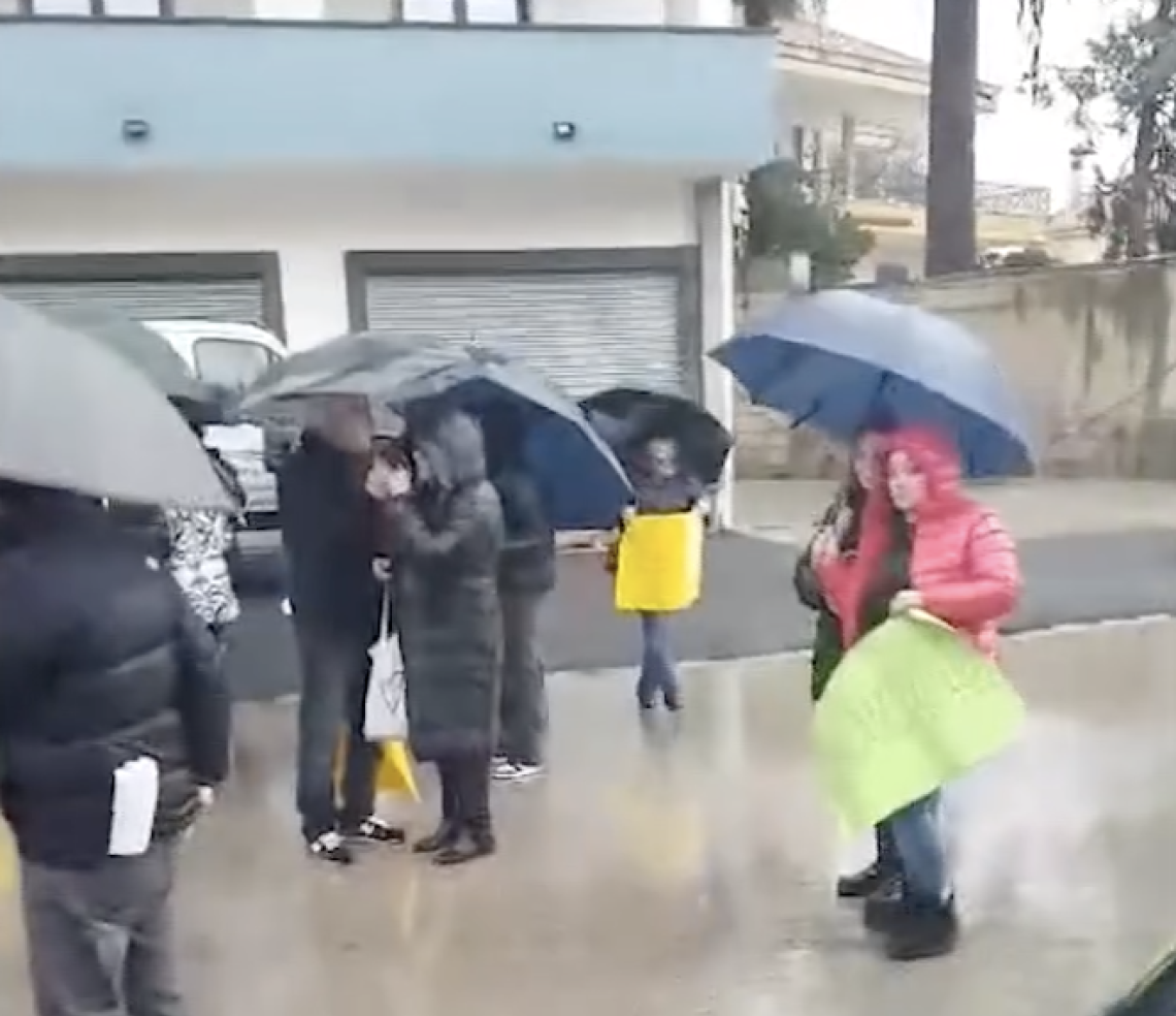 Da due anni via da casa, protesta degli sfollati