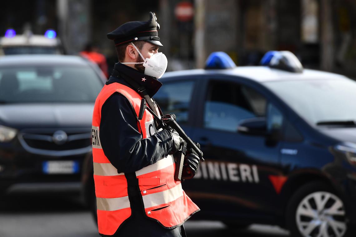 Controlli straordinari a Torre Annunziata e Boscoreale, 169 persone identificate 