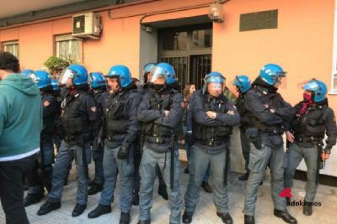 Casal Bruciato, scattano le denunce