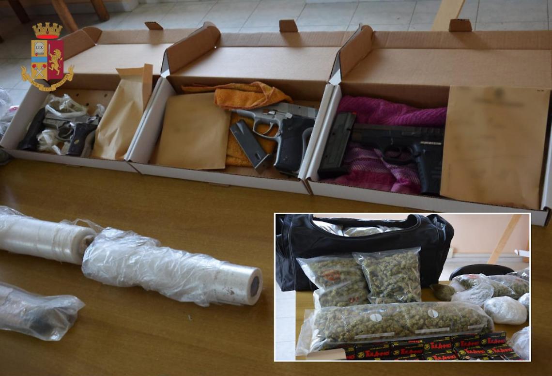 Palazzo Fienga, sequestrate armi e droga