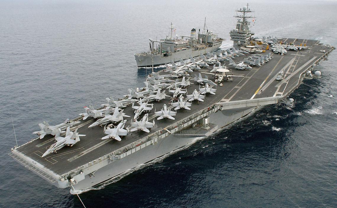 Italia-Usa: la portaerei Truman arriva nel golfo di Napoli