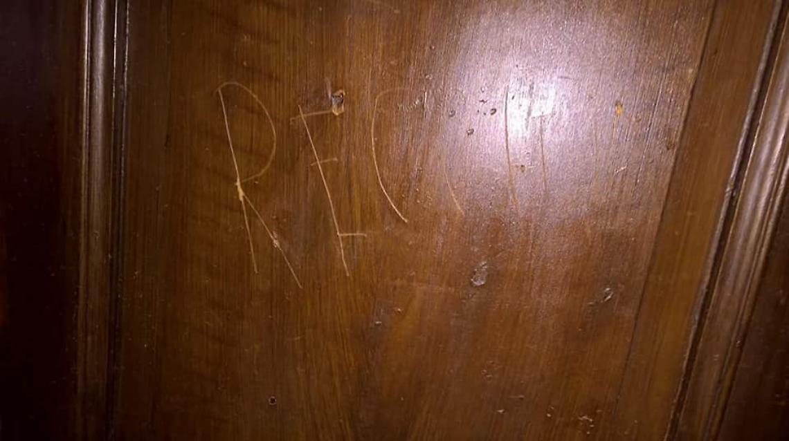 Scritte omofobe contro il segretario di "Radicali Napoli"