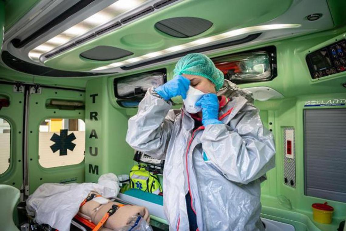 Covid in Italia, 2.199 contagi e 77 morti