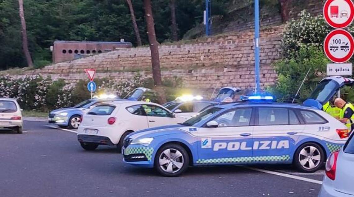Camorra e droga, arrestati 4 del clan Vigilia