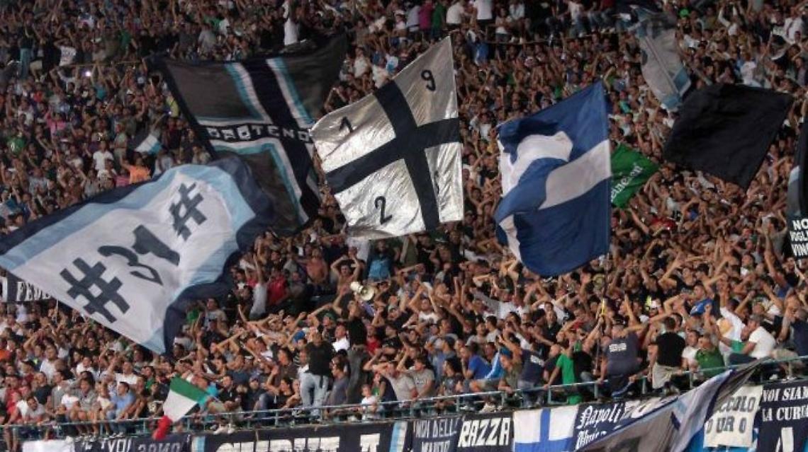 La curva A in mano ai clan, nella rissa anche il figlio di Nicola Sequino