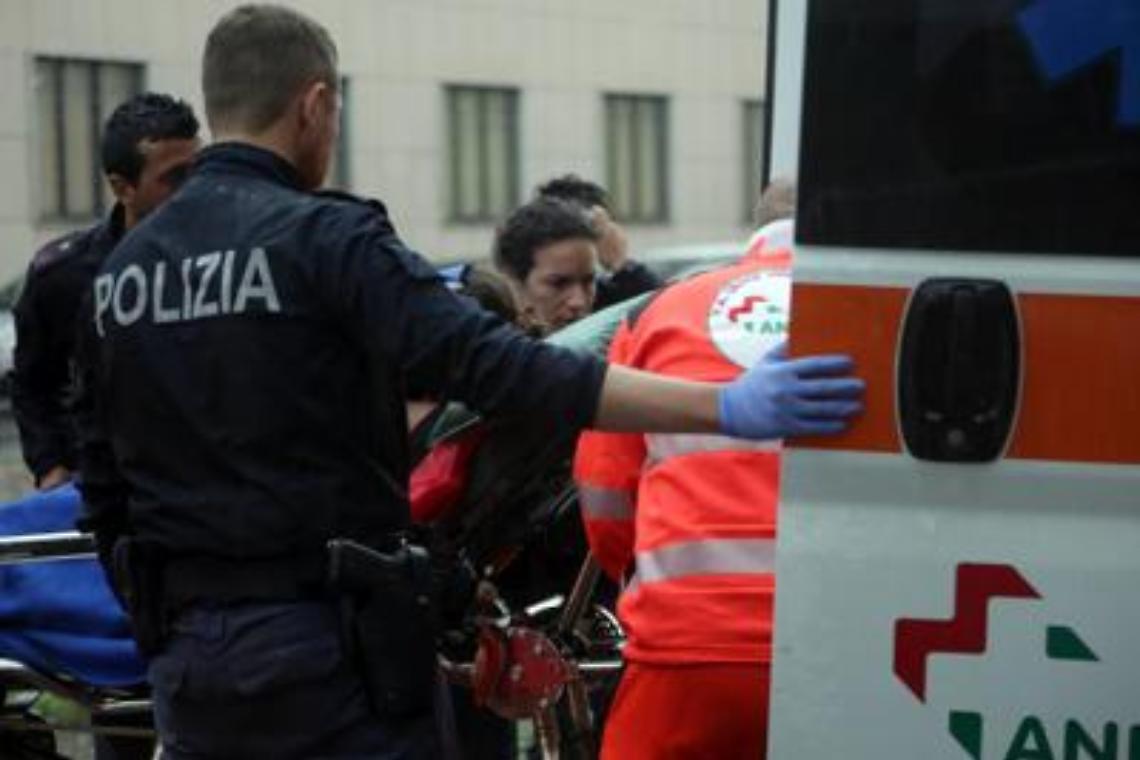 Sassari, piomba con auto sulla folla: 30 feriti