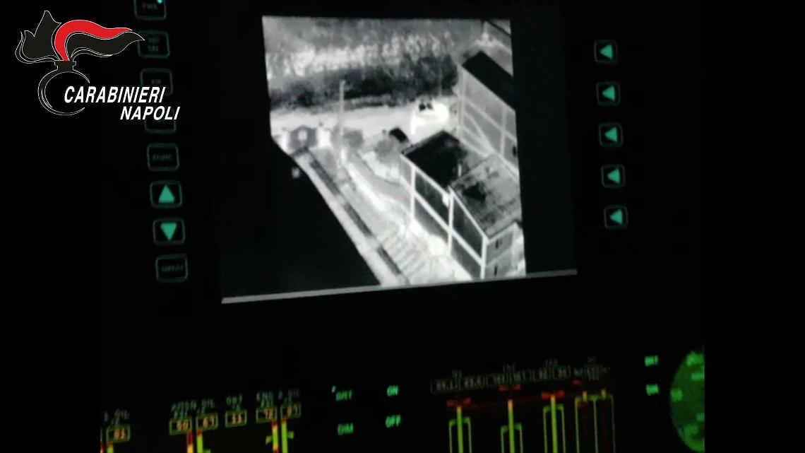 Camorra, estorsioni e traffico di droga: 11 arresti nel Napoletano