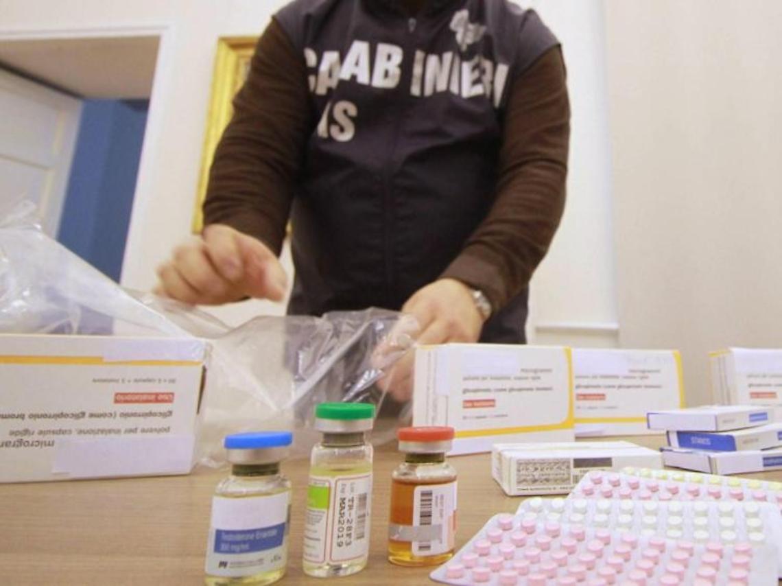 Traffico di farmaci, latitante napoletano preso in Francia