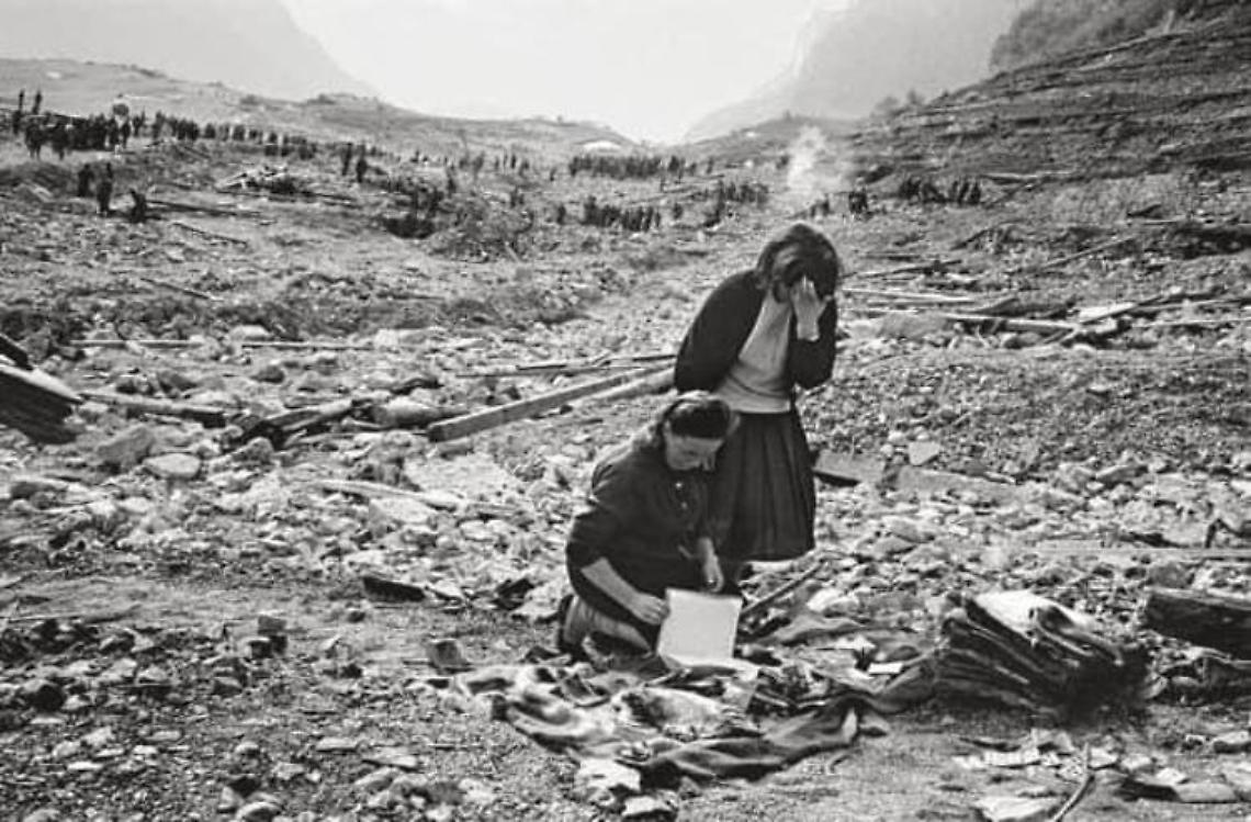 Vajont, 60 anni fa il disastro. Meloni: «Monito e impegno per Italia più sicura»