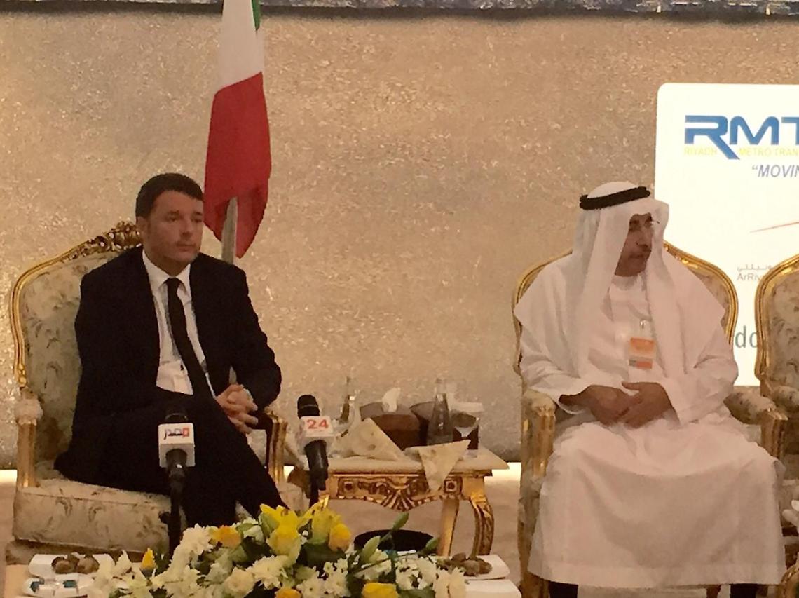 Renzi: «Basta con chi vuole bloccare l'Italia»