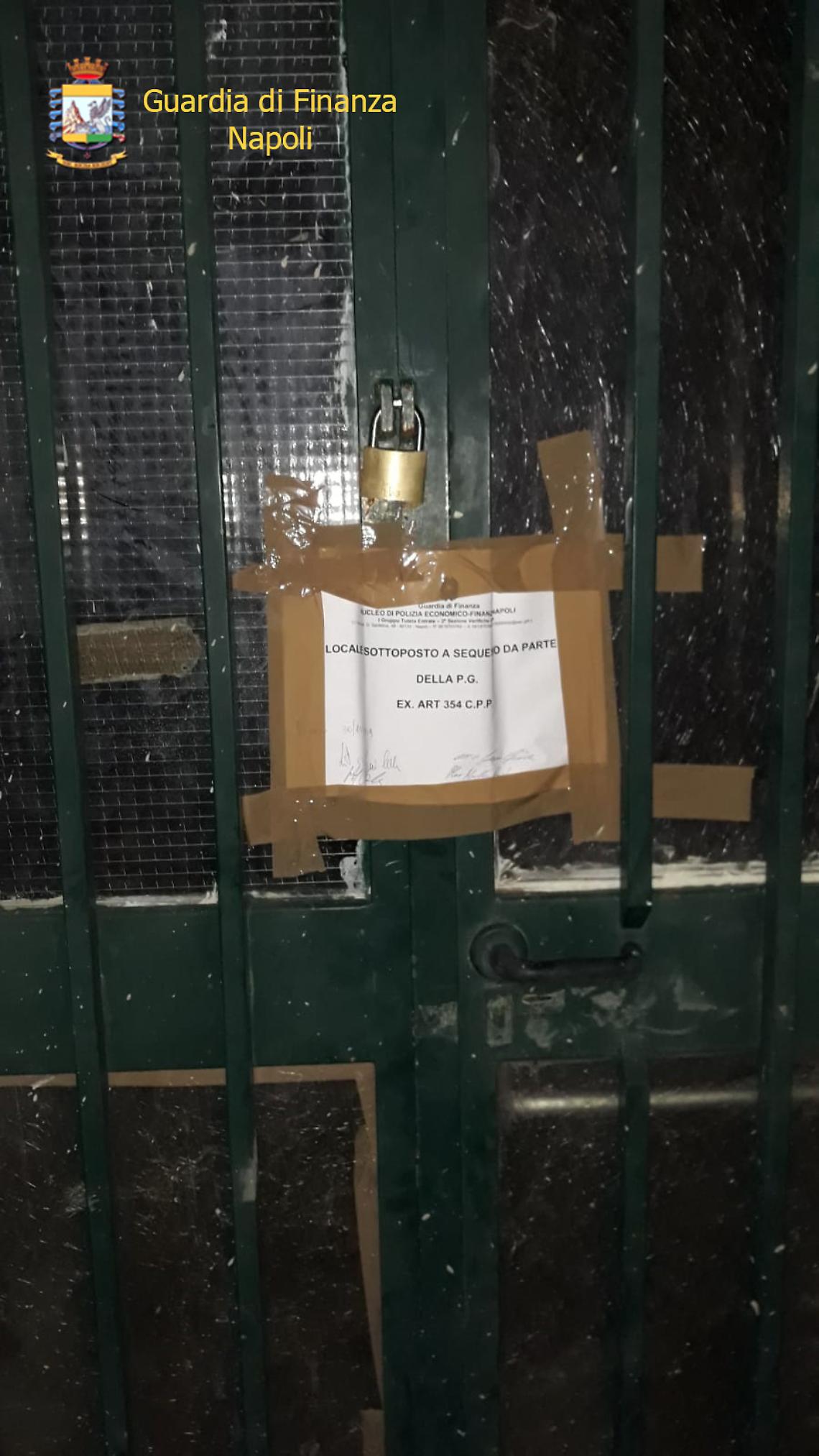 Reati ambientali, sigilli a stabilimento e container di rifiuti speciali