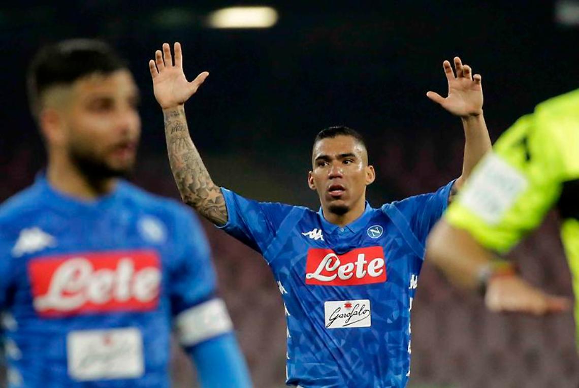 Napoli senza pace, ladri in casa di Allan dopo la rivolta dei giocatori