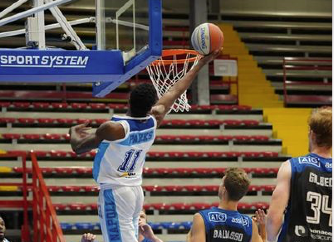 Basket SuperCoppa A2, il Napoli travolge Latina al Palabarbuto