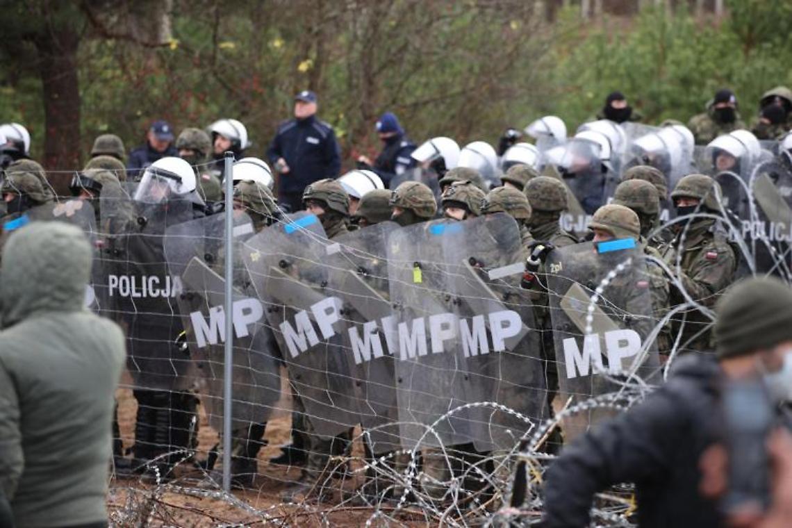 Migranti, scontro Polonia-Bielorussia. «A rischio stabilità Ue»