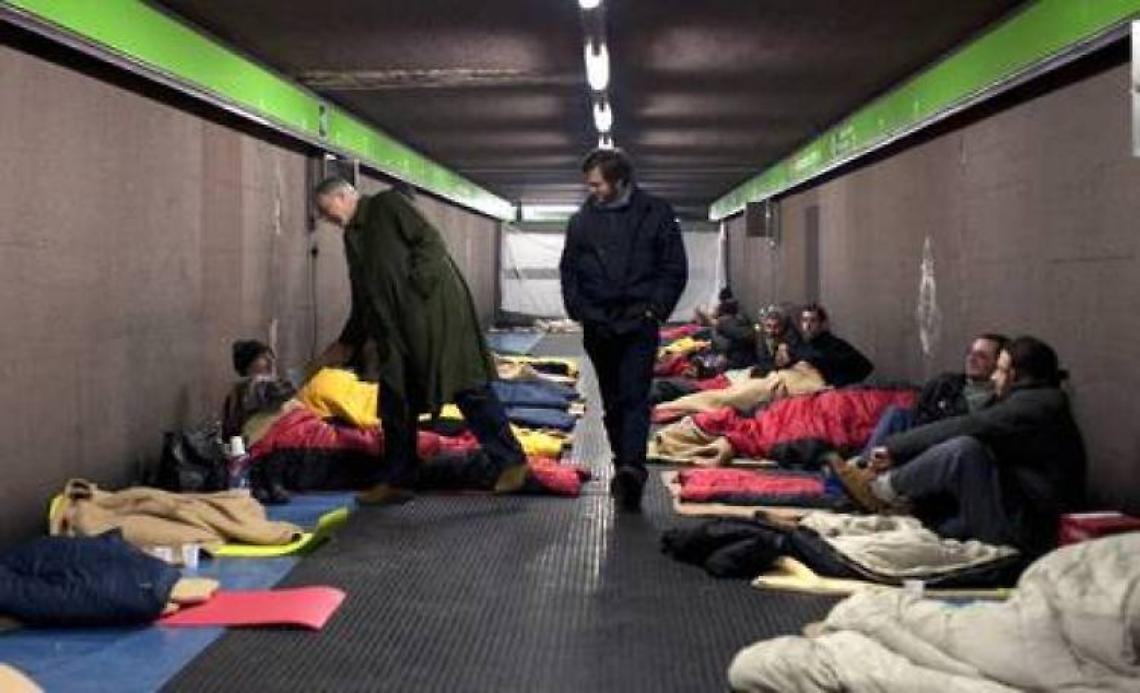 Emergenza freddo, aperte di notte le stazioni della Linea 1