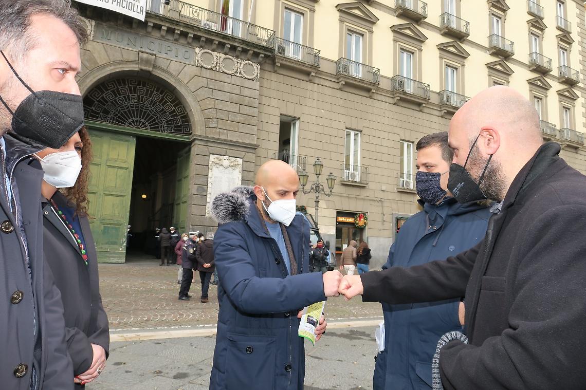 Officina delle culture a Scampia, incontro con l'assessore Trapanese