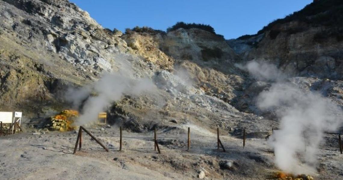 Campi Flegrei, terremoto con epicentro alla Solfatara