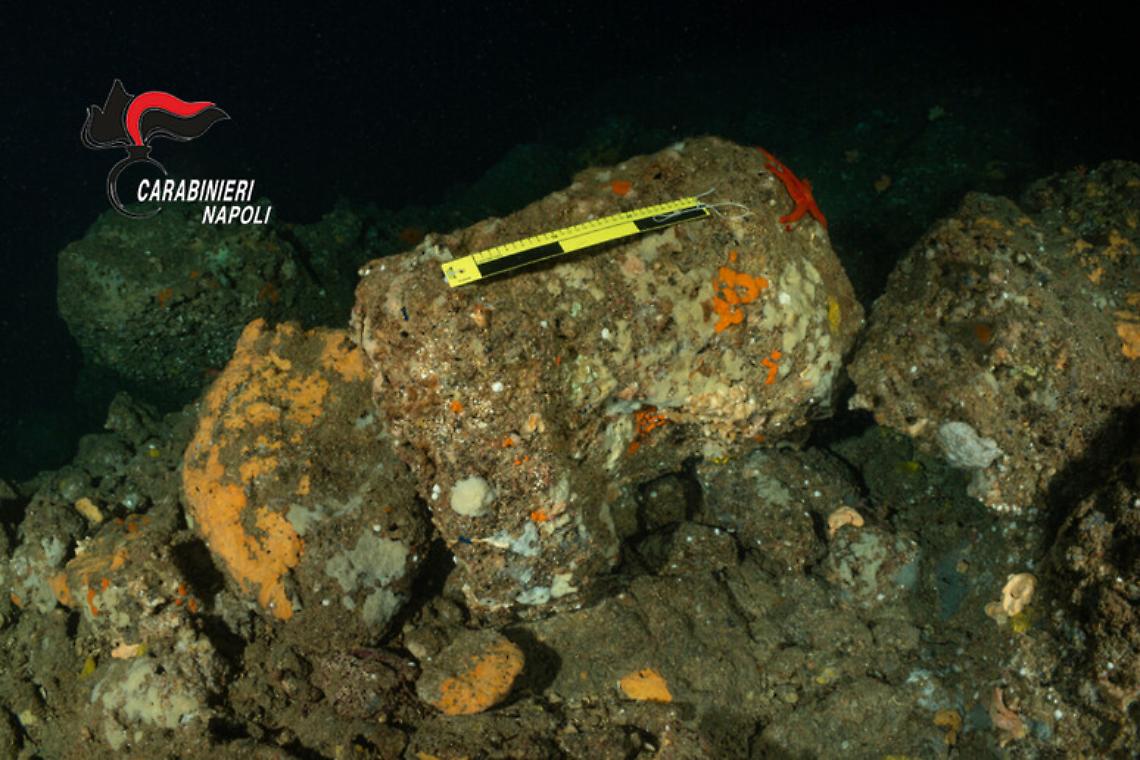 Grotta Azzurra, recuperti manufatti archeologici